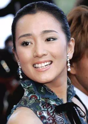 娛樂圈最容易被男人玩盡的女星,盤點20個被睡爛了的女星!