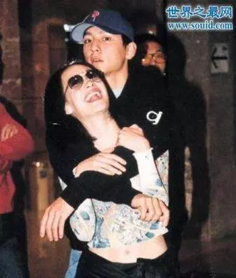 娛樂圈最容易被男人玩盡的女星,盤點20個被睡爛了的女星!