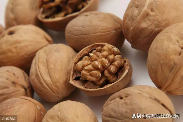 為什麼晚上不能吃核桃?早上吃核桃,4個好處都是你的