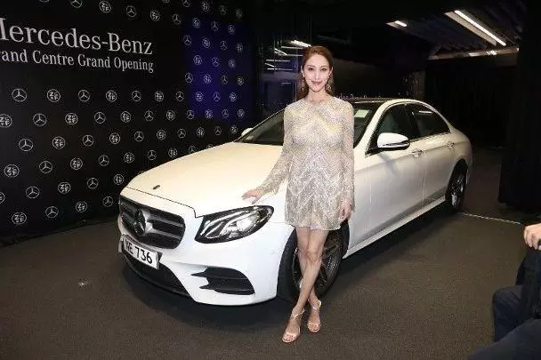 想換7人家庭車!TVB新手媽媽直言尷尬:一家人吃完飯我要坐的士走!