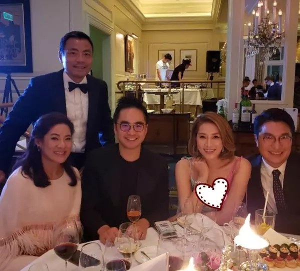 李嘉欣徐子淇出席盛宴無合照,細節暴露兩位貴婦地位有差距!