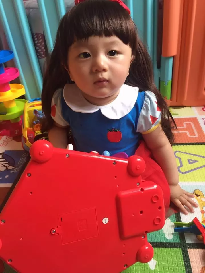 想生女兒卻生兒子!媽媽「把兒子扮成白雪公主」Q炸,意外釣出「全台媽媽得意成品」:如懿皇后太強