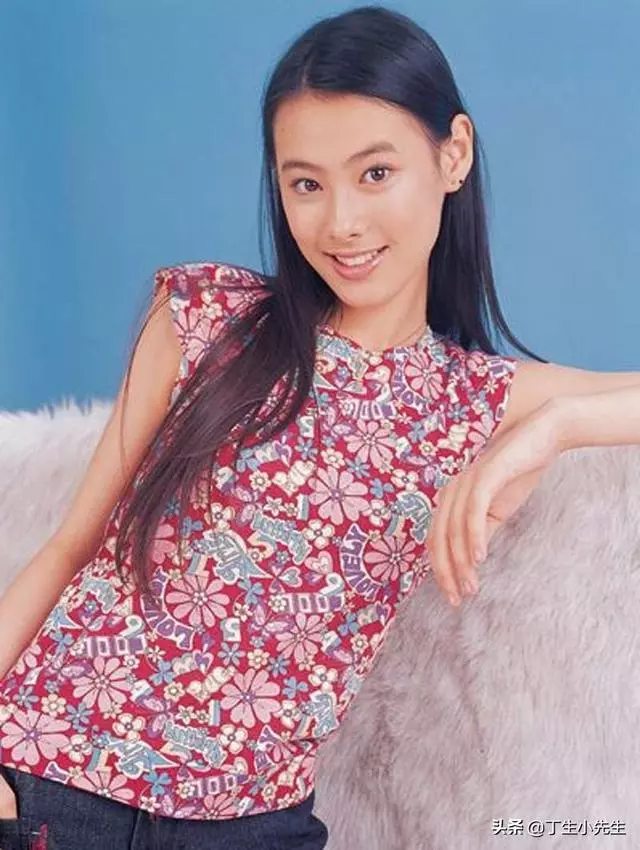 女星為嫁入豪門,偷吃排卵藥生兒子,現在豪門夢碎31歲老成41歲!