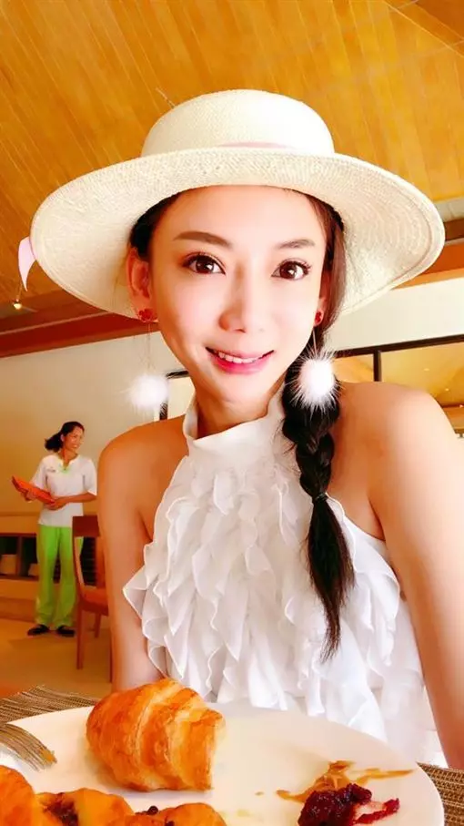 劉喬安吸毒鼻塌 首度公開「毀容」貌