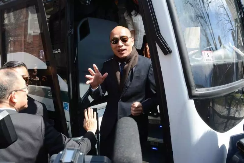 韓訪美忘帶一樣 被李佳芬ㄘㄟ了