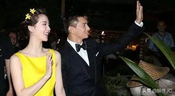 她離婚以後事業一落千丈,從女主淪落為龍套,如今卻活成這樣?