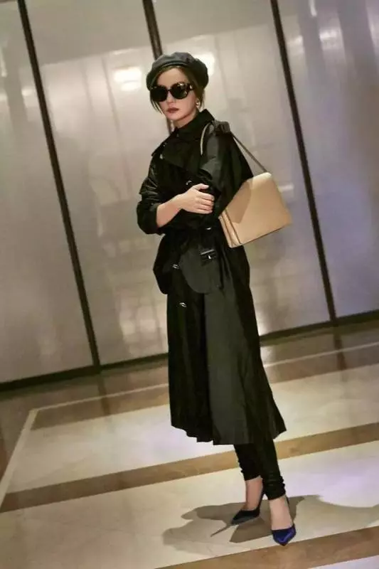 佘詩曼黎姿罕見同框照,張柏芝臉小一大圈,旁邊胡杏兒完全認不出