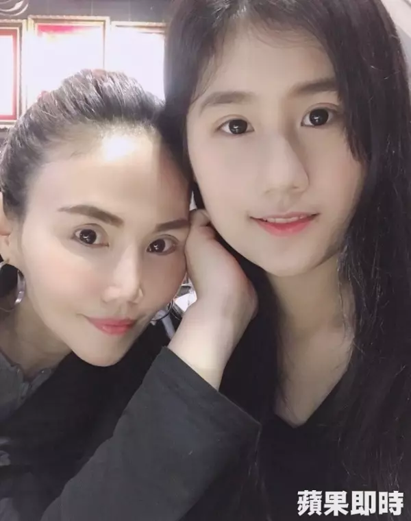 胡曉菁走過失婚「女兒讓我有使命感」身兼多職苦撐經濟 不做花瓶「升大學副院長」睡不到4小時