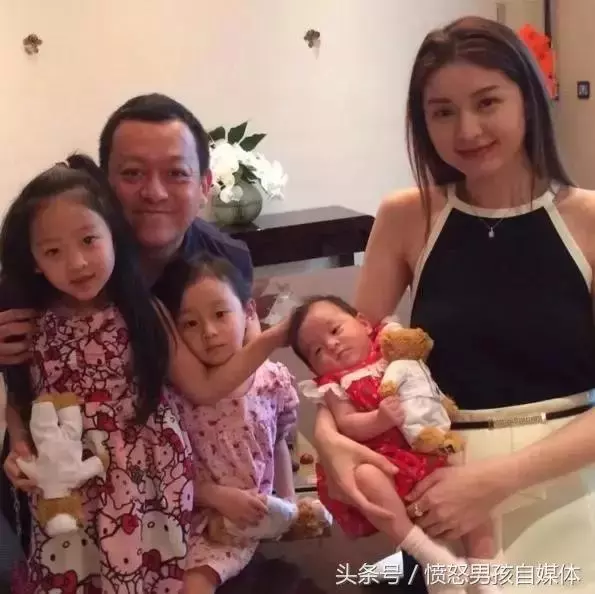 「咪神」23歲風光嫁豪門,連生4個女兒!但丈夫還在榨乾她,根本生娃機器!如今變這樣!