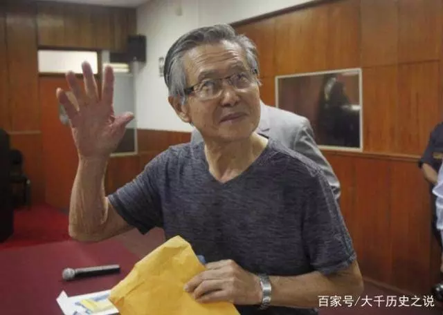 這個日本人當上外國總統,不僅保留日本國籍,還勸日本別得罪中國