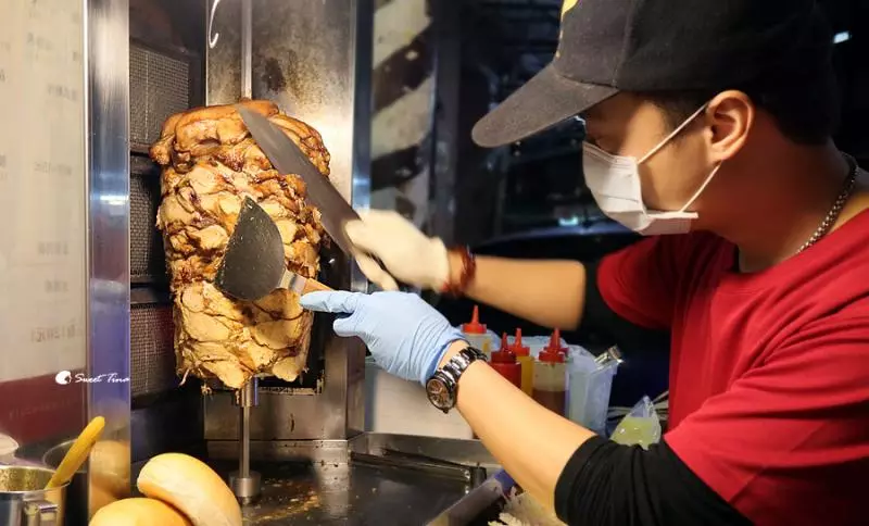 在家也能做沙威瑪!超迷你「土耳其烤肉機」爆紅全網 「BBQ必備神器」佛心價格讓主婦全瘋狂!