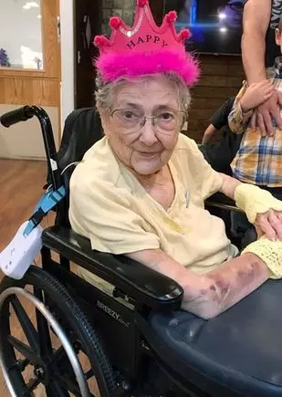 99歲老婦捐大體!解剖驚覺「器官全長反」 醫師一看又發現「5000萬分之1奇蹟」:一般活不過5歲