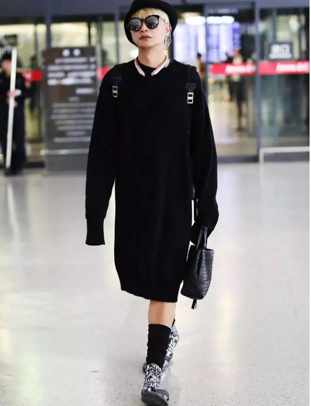 曾是人氣組合成員,單飛與吳奇隆蘇有朋反差大,如今妖出新境界_陳志朋