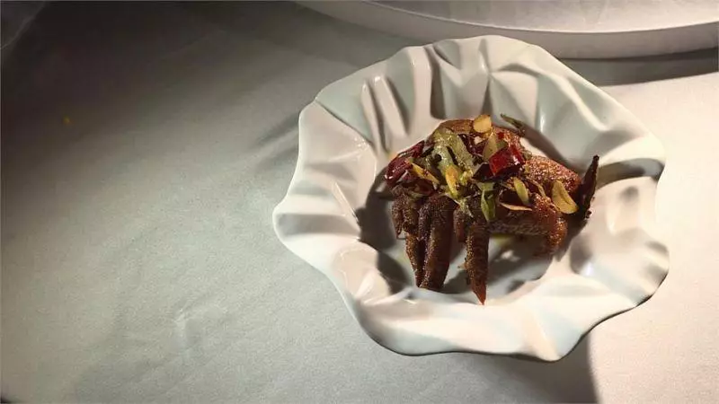 增添香氣不搶味!「啤酒燉牛肉」散發焦糖香