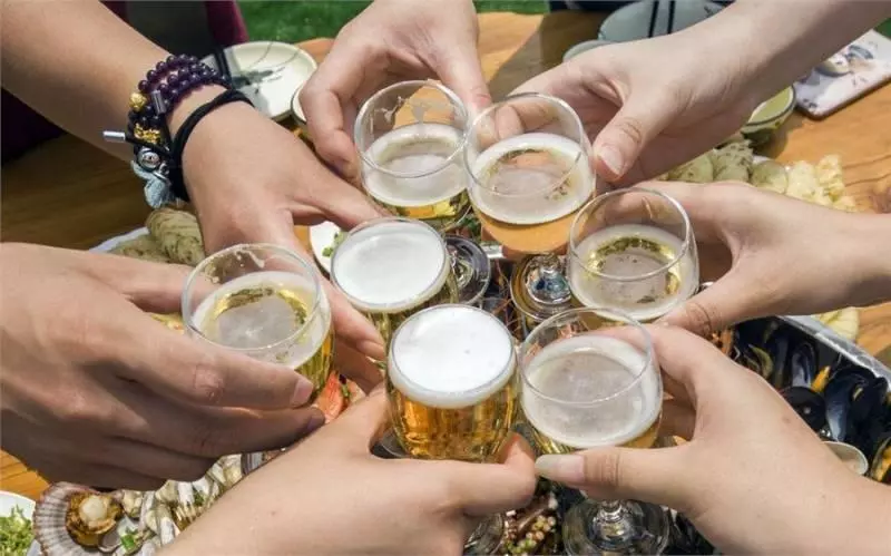 用這種方法解酒不到2分鐘,不暈不吐、不宿醉不傷身,第二天身體非常輕鬆