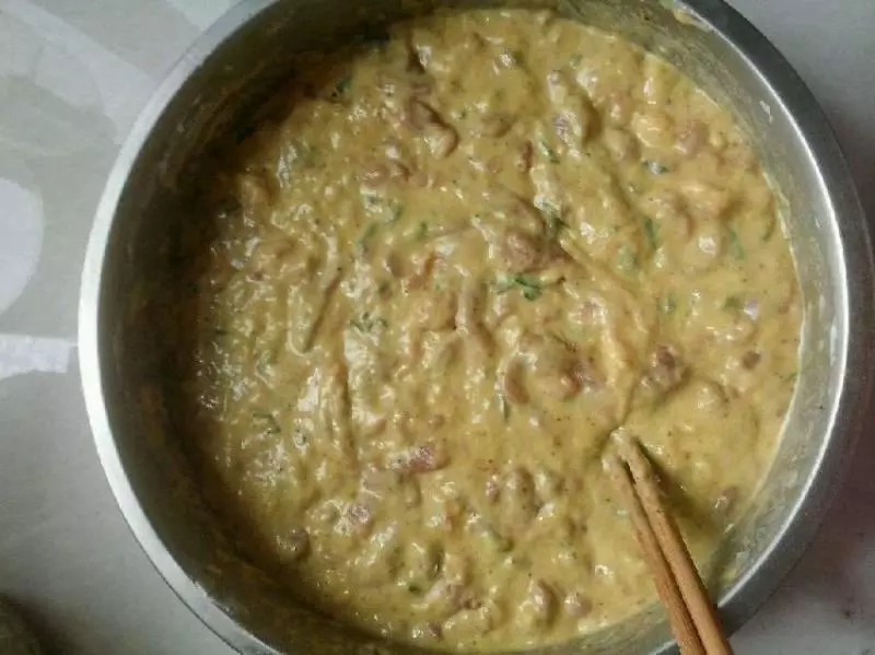 阿姨秘制炸酥肉做法,用了幾十年的老方子,我吃一次就上癮了,又香又脆,沒想到這麼簡單