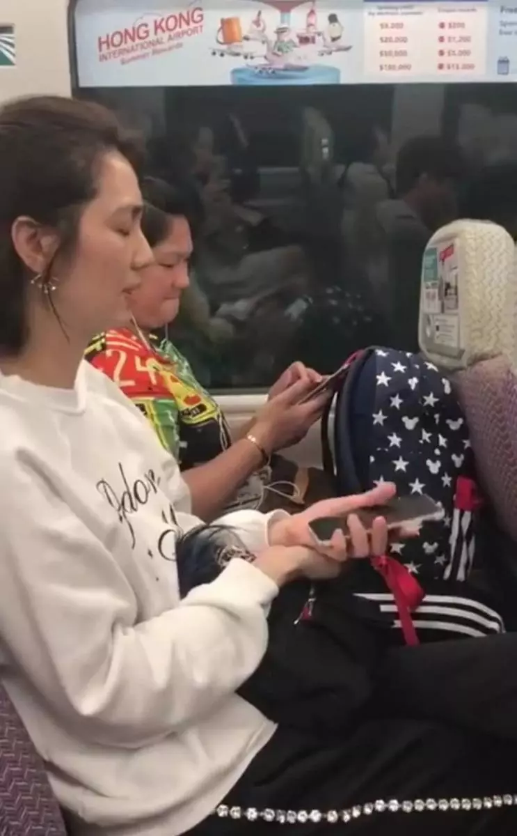 張丹峰出軌風波後洪欣首現身 出席活動優雅依舊