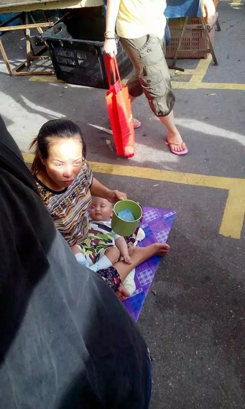 【附視頻】大馬驚爆 !女童被拐帶去行乞 !! 母親警局認領愛女 恍如隔世 ~~~