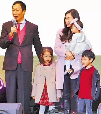 臺灣首富郭台銘是怎樣教孩子的?郭太太坦言:「他太瘋我會阻止」,想不到郭董是這種爸爸