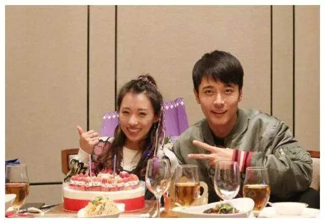 畢瀅拿「一根棒」去張丹峰房間,究竟是驗孕棒還是溫度計?