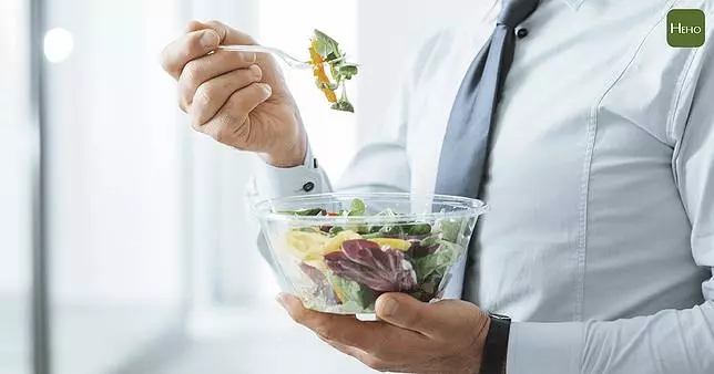 發現自己常常忘東忘西?研究:多吃蔬果可防記憶衰退!