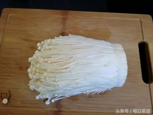 一把金針菇,一把粉絲,不炒不煮,不涼拌,營養美味,做法超簡單
