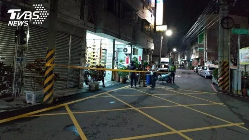 台中逆子酒後弒母 婦背插水果刀趴地慘死