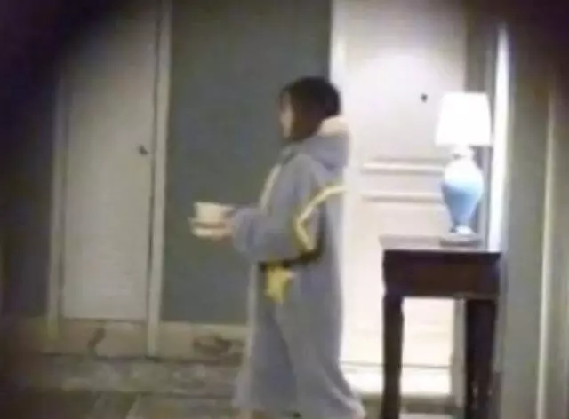 洪欣不受小三「驗孕棒」影響,公開亮相被贊氣質佳!