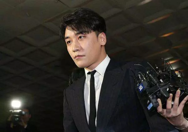 (被虐待最長超過8小時,港媒曝女星14年前身亡內幕 比張紫妍還慘~