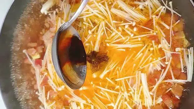 古早味食譜(酸辣湯),簡單幾種家常食材,搞定一道湯,酸甜開胃還去火,喝完渾身都舒服