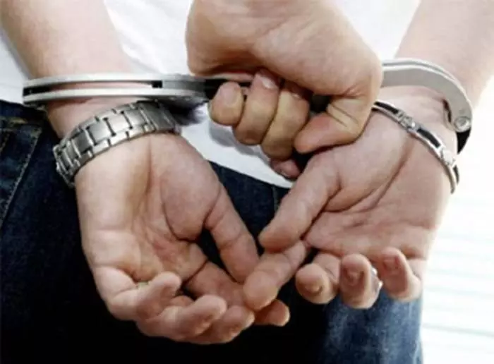 最新大醜聞【4警員 砌人生豬肉】被捕,當中包含一名女警長和華裔警員!