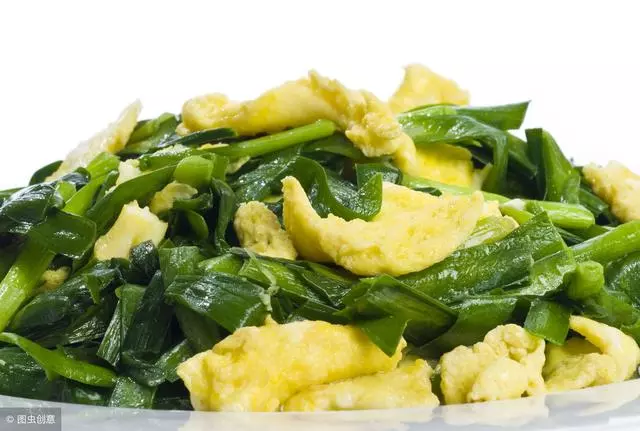 韭菜雖好,但不要亂吃!體質較弱、消化能力較差,而韭菜本身不易消化,因此要少吃
