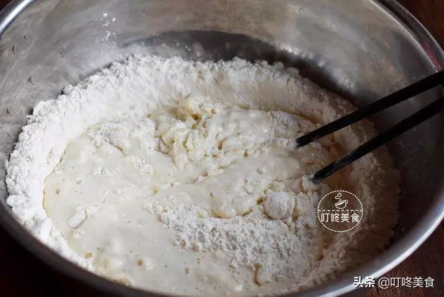 春卷皮別再買了,2分鐘教你在家做,又薄又韌,10秒烙一張