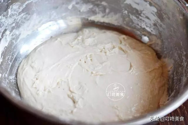 春卷皮別再買了,2分鐘教你在家做,又薄又韌,10秒烙一張