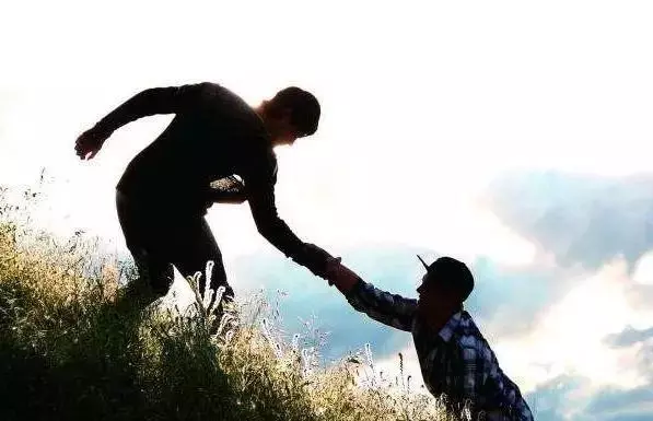 一個人要成功,需要高人指點、貴人相助、個人奮鬥......