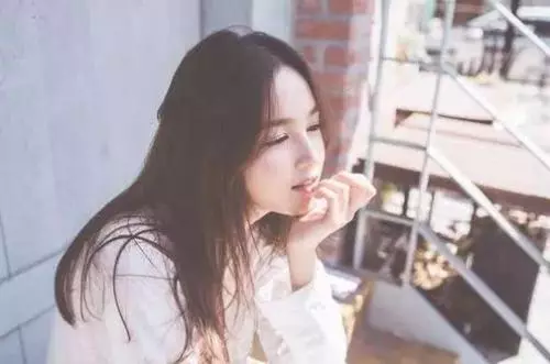 農曆這3天出生的女人,天生桃花運旺,年過50都不愁有人追