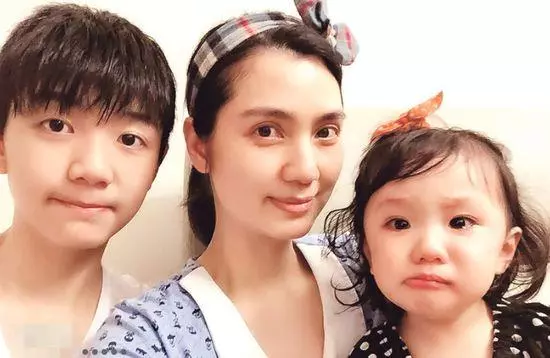 老公同樣被小三糾纏,洪欣選擇隱忍,而她卻霸氣公開宣戰!