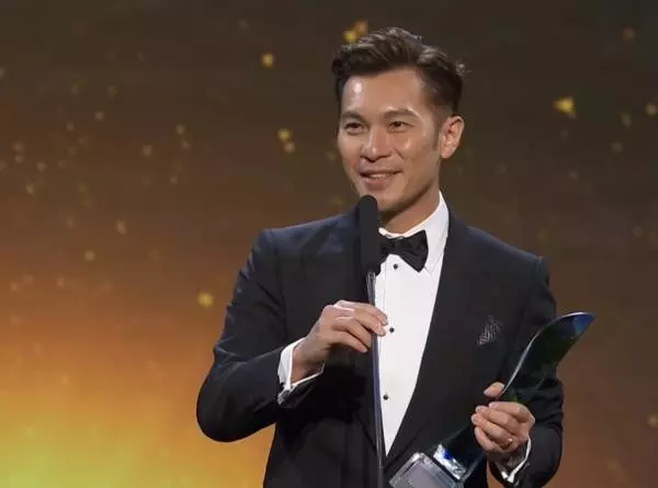 【紅星大獎2019】周初明獲特別成就獎【患有肌肉萎縮的他上台獻上感人致詞】全場爆哭
