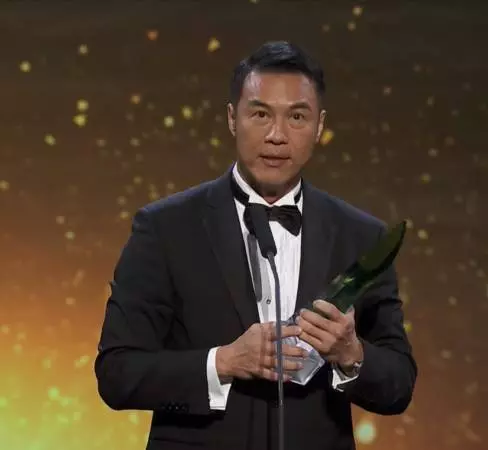 【紅星大獎2019】周初明獲特別成就獎【患有肌肉萎縮的他上台獻上感人致詞】全場爆哭