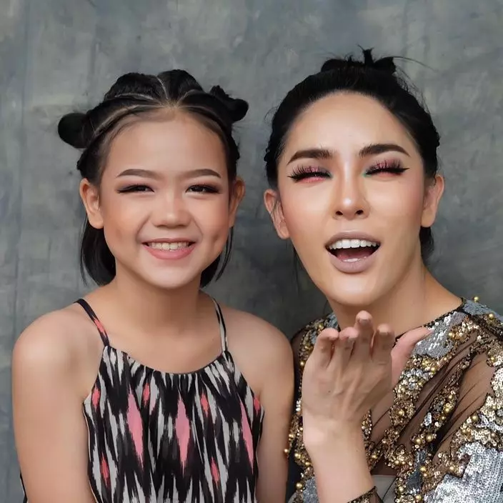 「泰」勵志!12歲化妝師好會賺 買名車當生日禮物