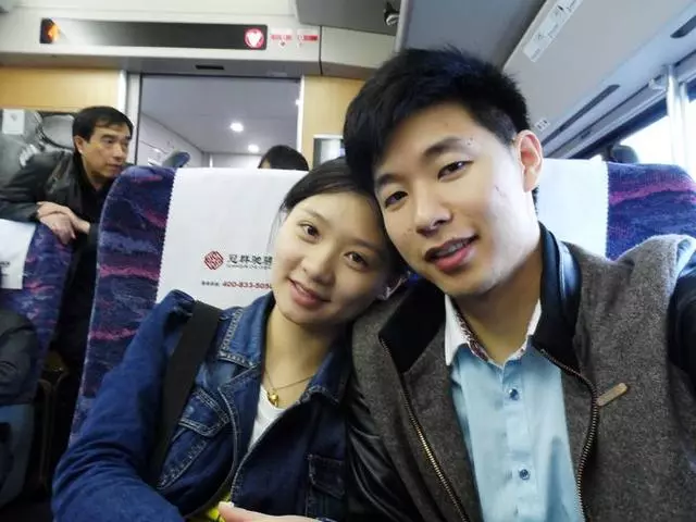 男子生重病和女友分手,到醫院去看病,卻發現了一個熟悉的身影