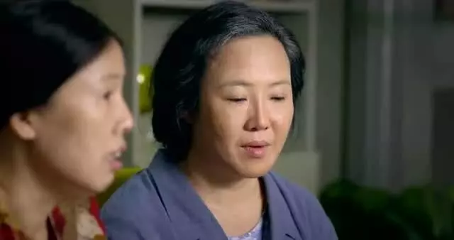 姑娘生病,親媽給兩千,婆婆給五百,住院她才知道誰是真正的親媽