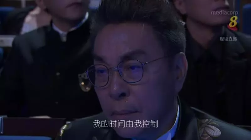 【馮偉衷「原聲」出現紅星大獎】同門藝人唱歌悼念, 回顧他生前的作品, 台下藝人全都泣不成聲…