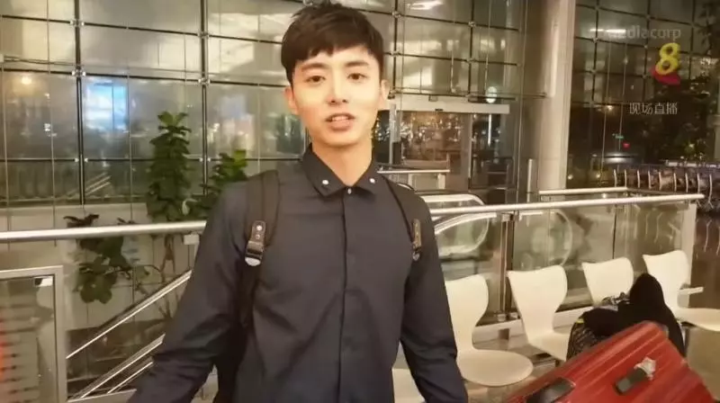 【馮偉衷「原聲」出現紅星大獎】同門藝人唱歌悼念, 回顧他生前的作品, 台下藝人全都泣不成聲…