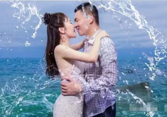 小夫妻花45萬拍婚紗照,攝影師「拿拖鞋當道具」惹怒新娘!成品出來卻驚艷不已