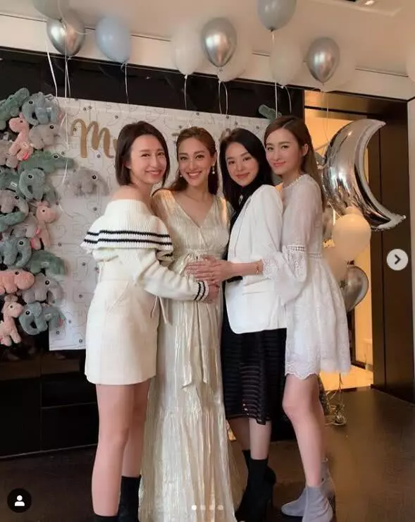 陳凱琳甜曬愛子近照,感嘆兒子使人生完滿,閨蜜龔嘉欣贊寶寶可愛!
