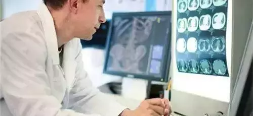 醫學上講,倘若檢查出癌細胞,可以診斷這個人患癌症。不是人人身體裏都有癌細胞!不花錢不吃藥,不得癌的方法!不看你就虧大了