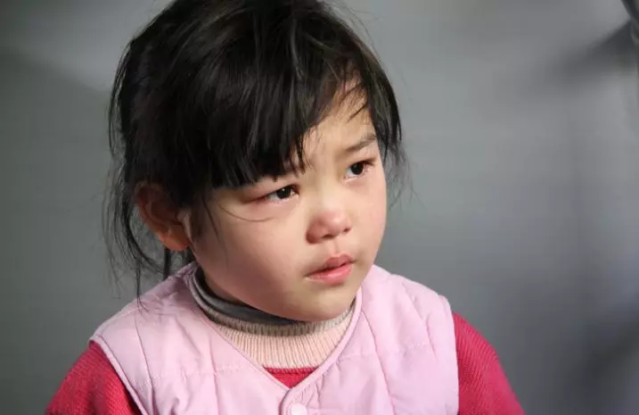 6歲女兒被拐,五年後女子去鄉村支教,一個孩子喊她媽媽後,傻住