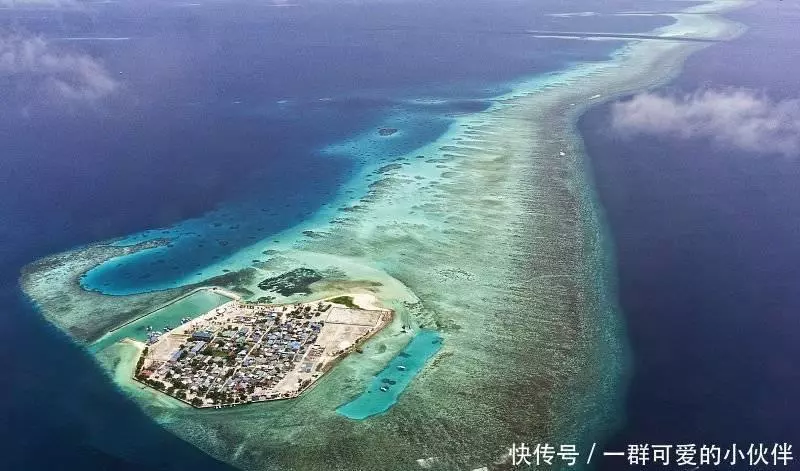日本沉沒開始!填1000根柱子止不住機場下沉,安倍想從中方找出路