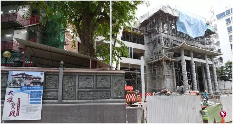 新加坡:門面看似一般觀音廟,屋後卻是這樣的地方~